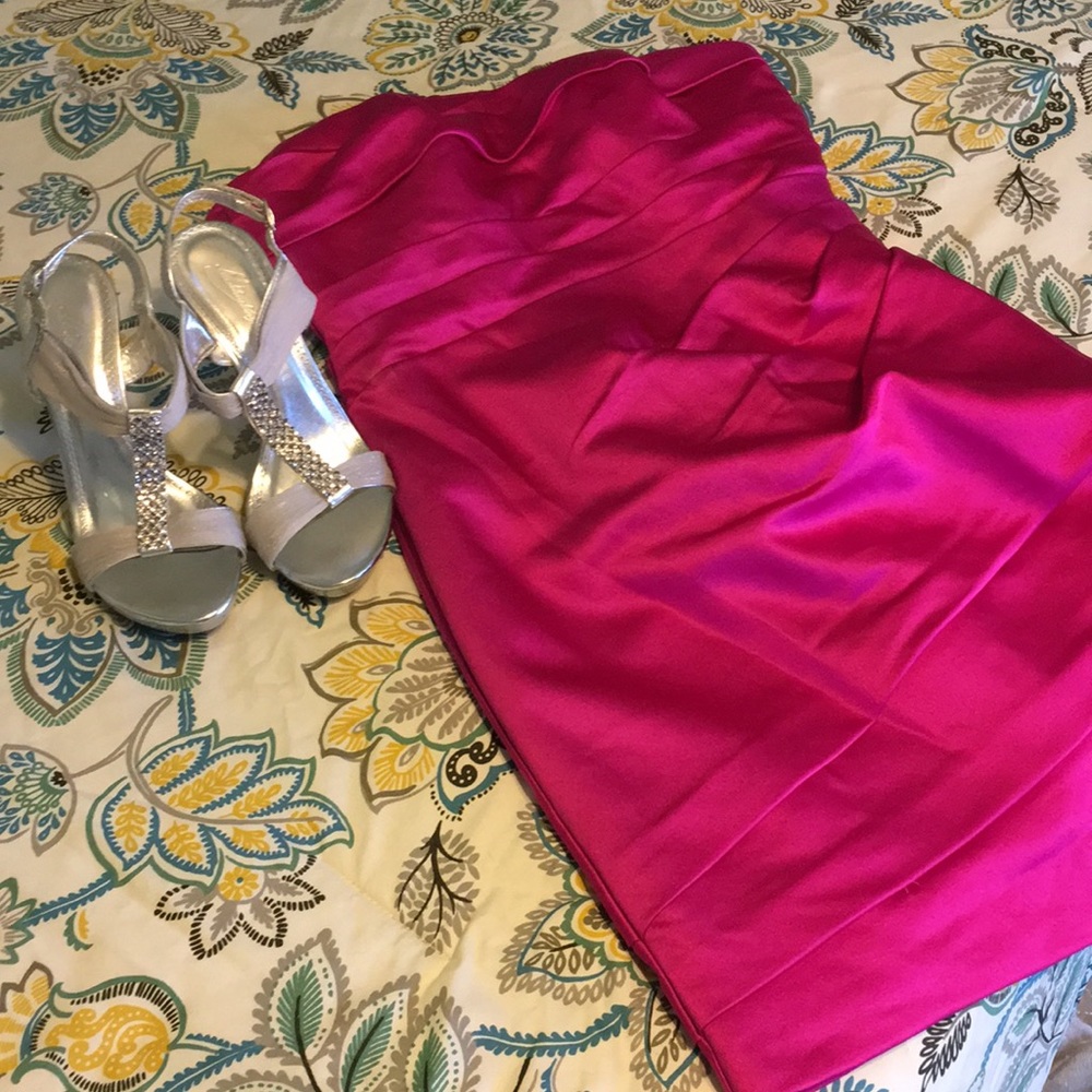 bundle- size 8 dress and size 7 heels